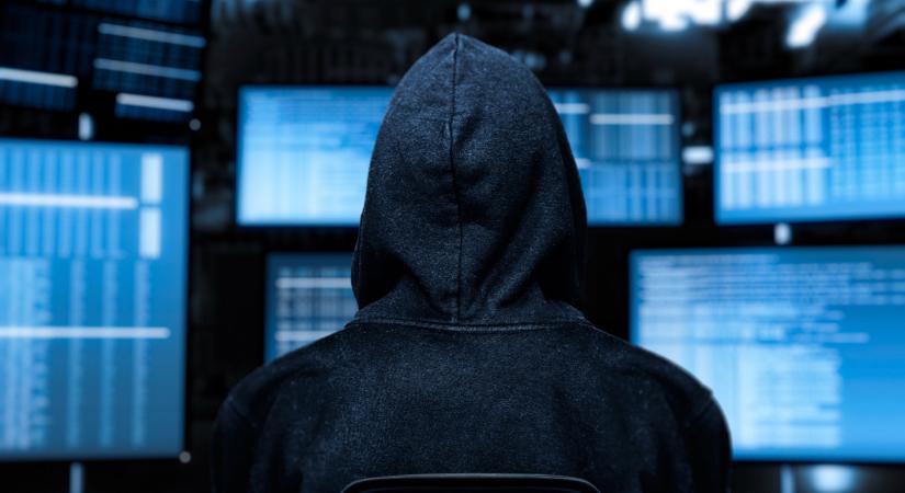 Ez teszi könnyű célponttá a magyar férfiakat az online csalók számára: rengeteg pénzük bánja