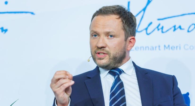 Orbán Viktor miatt fújt riadót Észtország külügyminisztere