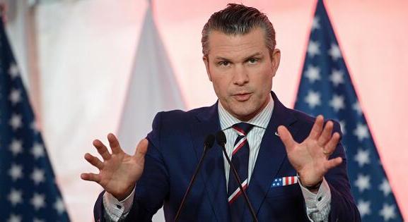 Már az utódját keresik Trump egyik legellentmondásosabb miniszterének