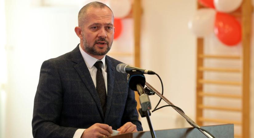Utcák és járdák felújírására pályázhatnak falusi önkormányzatok