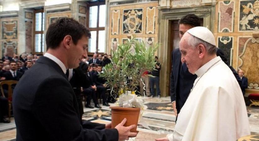 Lionel Messi is gyászolja Ferenc pápát