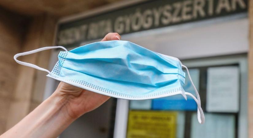 Fontos változást vezettek be a Klinikai Központban, minden látogatót érint!
