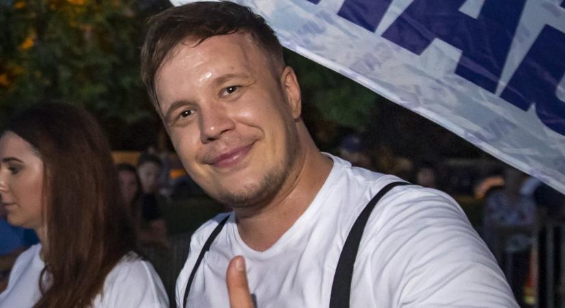 Fekete Dávid először mutatta meg legkisebb fiát, Sebestyént - fotó