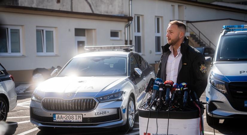 A belügyminiszter tagadja, hogy beavatkozott volna a belügyi főfelügyelőség nyomozásába