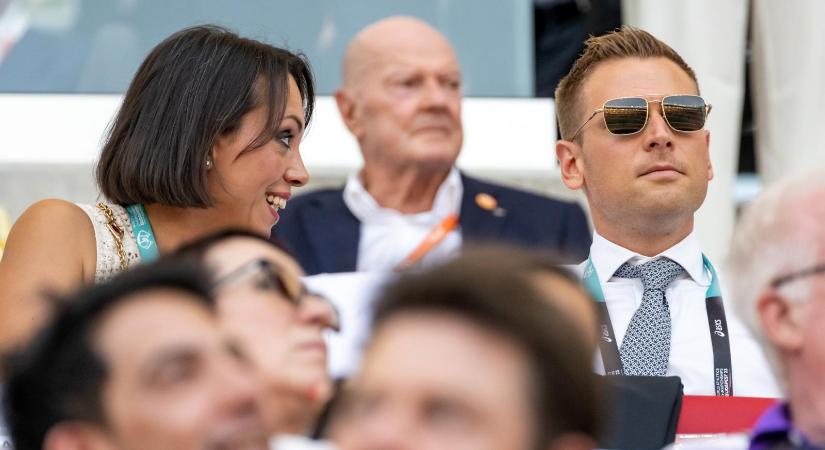 Tokióban készült egy videó Tiborcz Istvánról és Orbán Ráhelről