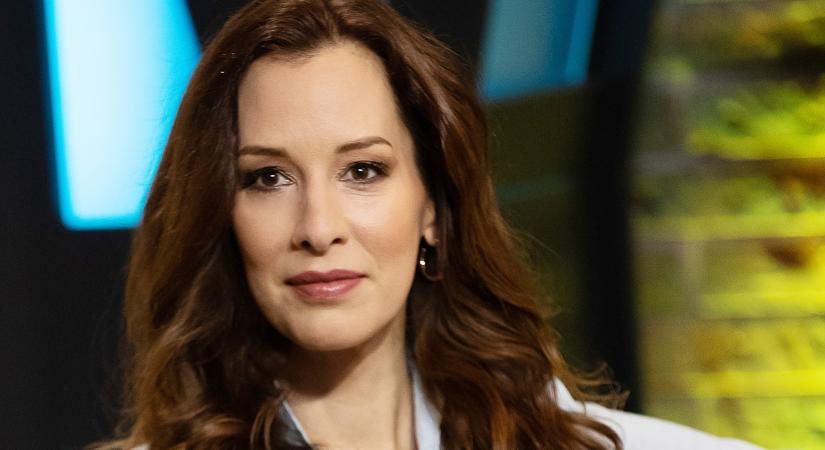 „Próbálok nem sírni” – Demcsák Zsuzsa 18 éves lánya szalagavatóra készül