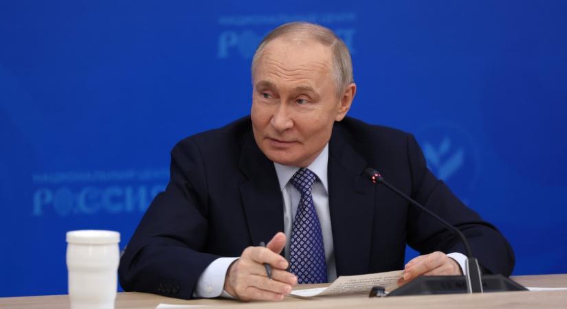 Nyilvánosságra került egy fotó Vlagyimir Putyin eltitkolt fiáról