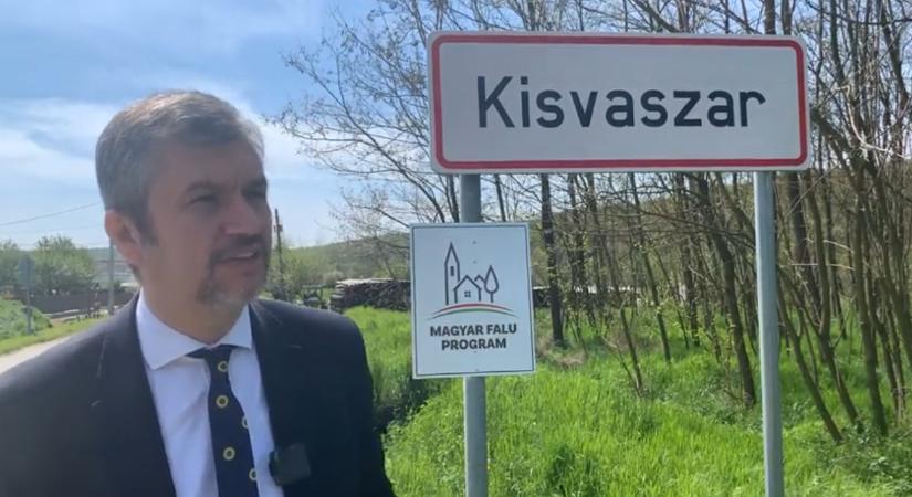 Kisvaszar polgármestere rágalmazásért perelte Hadházy Ákost, de első fokon veszített