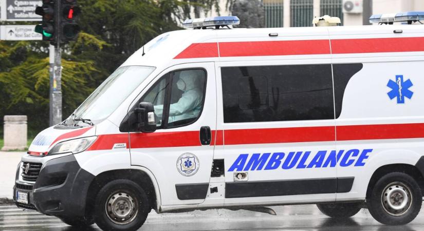 Kiesett az iskola második emeletéről egy középiskolás, életveszélyes sérülései vannak