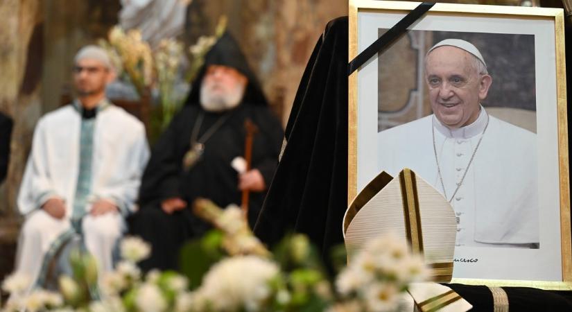 Elképesztő, havonta hány milliót keresett Ferenc pápa, de ő pontosan ezt tette az óriási pénzzel, a fizetésével