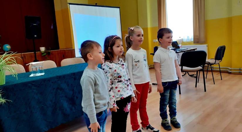 Méltóképp megemlékeztek Soponyán a Föld napja alkalmából