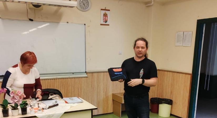 Egy óra a látássérültek mindennapjairól