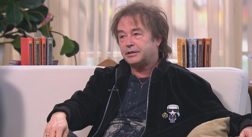 Szikora Róbert Ferenc pápáról: „a pénz és vagyon, maga a Sátán kísértése”