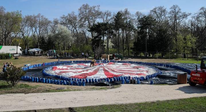 Óriási bombát találtak a városligeti hőlégballonnál