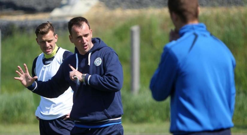 A ZTE FC kispadján ifj. Mihalecz István váltja Márton Gábort