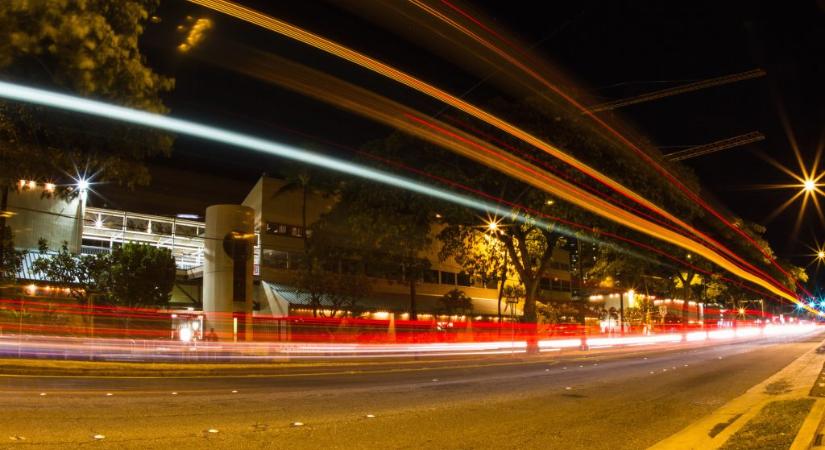 Heti 30 ezer gyorshajtást mérnek a traffipaxok Honoluluban, mégse büntetnek meg senkit