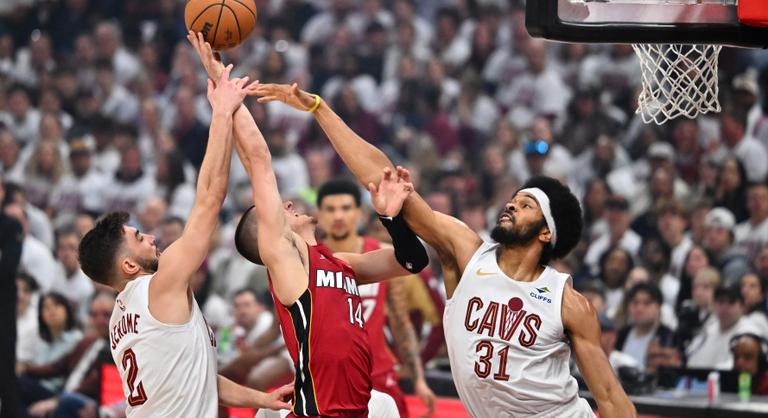 Ligarekordot döntött a Cleveland az NBA rájátszásában