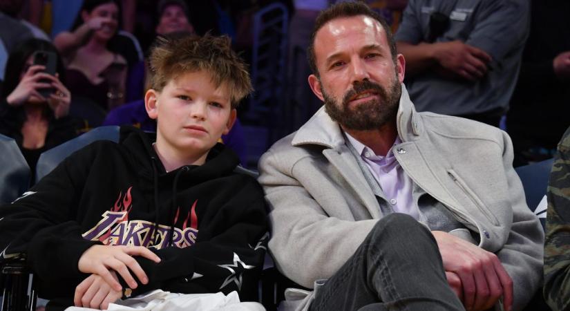 Tizenhárom éves fia 6000 dolláros cipőt kért tőle, Ben Affleck közölte: spórolja rá össze a pénzt minimálbérrel
