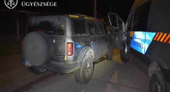 Csaknem elütötte a rendőrt a menekülő nyírségi