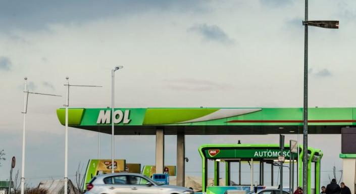 Hernádi Zsolt szerint a nehézségek ellenére teljesítette célkitűzéseit a Mol 2024-ben