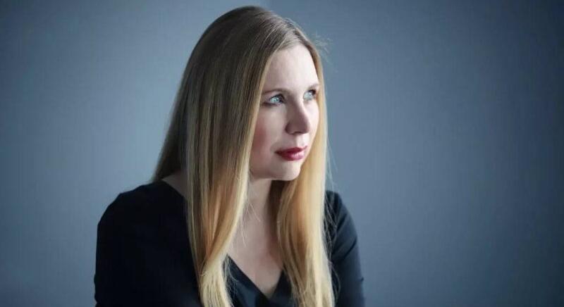Bozsik Yvette: „A magánéletemben is a jelenben létezem”