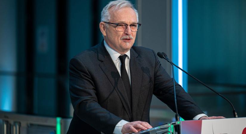 Hernádi Zsolt: „Kezd kicsit sok lenni a sarcolás”