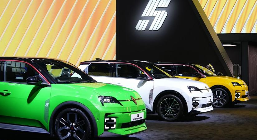 Totális fordulat az elektromos autók piacán: elkapkodták a Renault e-modelljeit is