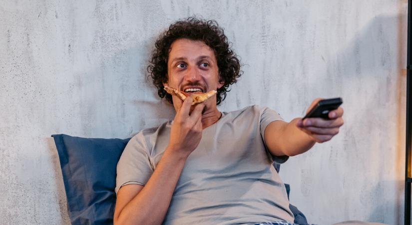 Pizza? Hamburger? Lefekvés előtt felejtsd el őket!