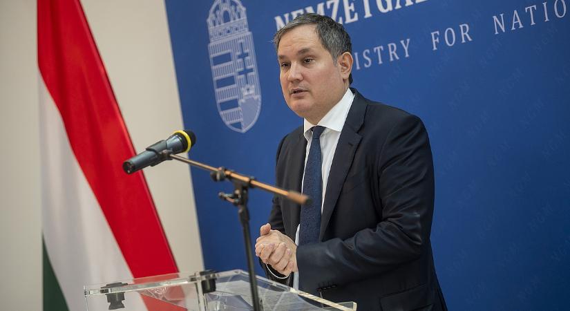 Már a Költségvetési Tanácsnál a 2026-os büdzsé tervezete, közel ötezer milliárd menne a családoknak