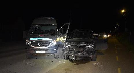 Részegen, jogosítvány nélkül hajtott bele terepjárójával a rendőrökbe egy nyírségi férfi