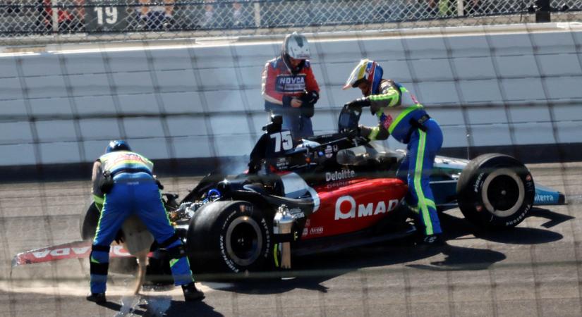 94 G-s balesetet úszott meg Takuma Sato az Indy 500 tesztnapján [VIDEÓ]