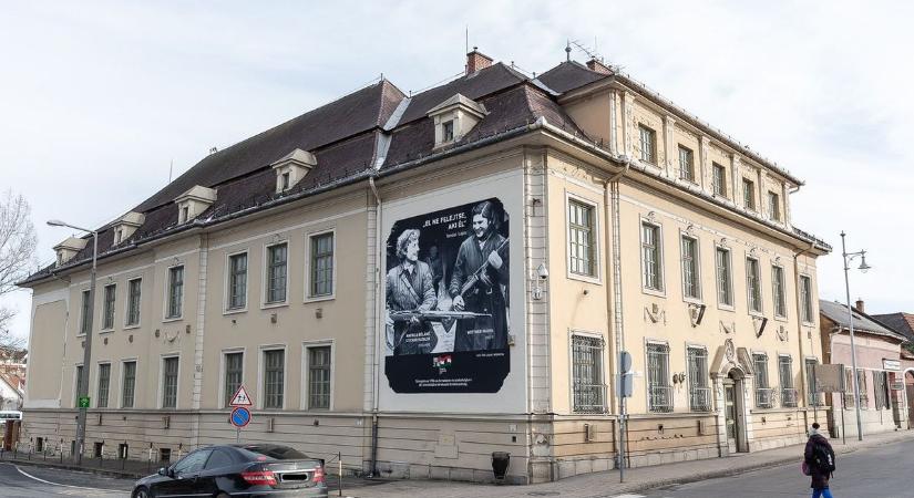 Robbant a botrány az egri iskolában, belebukott a teljes vezetőség