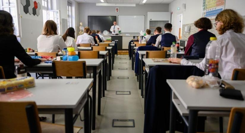 Gyűlöletkeltő kiadvány miatt indult nyomozás – két egri diák a gyanúsított