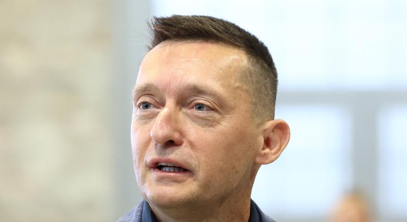 Most érkezett: lemondott Rogán Antal egyik helyettes államtitkára