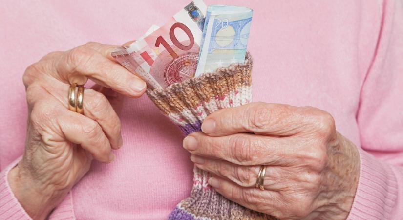 Anyagi segítség a nyugdíjasoknak: ezek a feltételei a 3 milliós támogatásnak