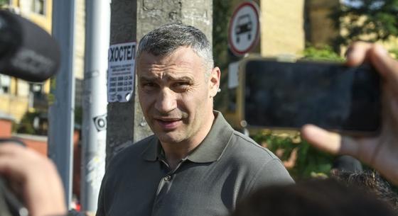 Vitalij Klicsko: Lehet, területeket kell feladni a békéért