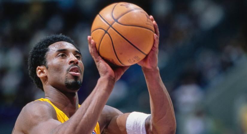Elképesztő összegért kelt el Kobe Bryant újonc Lakers-meze
