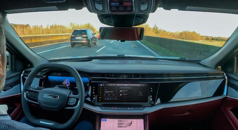 Kiiktatná az embert az autóból a Peugeot