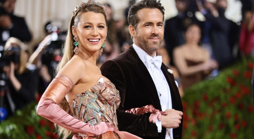 Blake Lively és Ryan Reynolds így tértek vissza a vörös szőnyegre: hatalmas feltűnést keltett a sztárpár