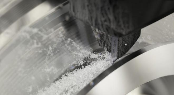 Sandvik CoroCut 2 RF geometriával a biztonságos nagy pontosságú profilozáshoz