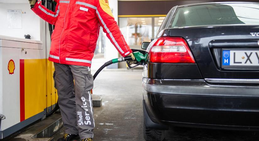 Lehet, hogy a KSH-nál kellene tankolni, sokkal jobb üzemanyagárai vannak, mint a független fuvarozói adatbázisnak