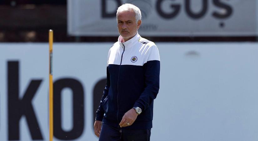 Szenzációs visszatérés: ezt a csapatot veheti át José Mourinho