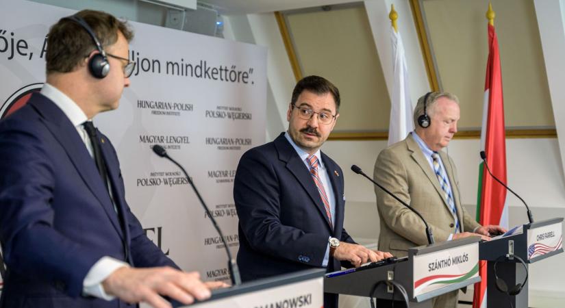 Az Alapjogokért Központban kapott munkát az európai elfogatóparancs alatt álló Marcel Romanowski