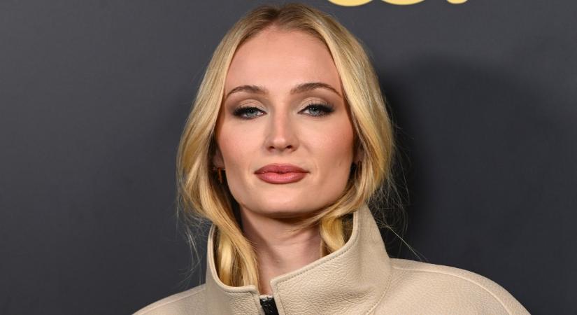 Újra szingli lehet Sophie Turner: Joe Jonastól való viharos válása után ismét zátonyra futhatott a kapcsolata