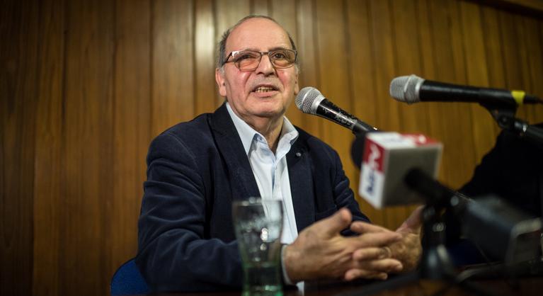 Majtényi László: Borzasztó veszélyes a magyar politikai kultúrában a kétpártrendszer