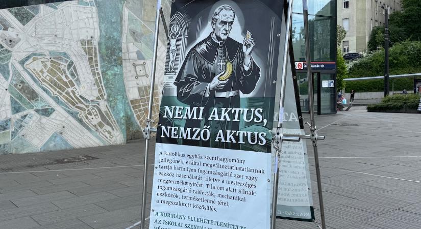 Aljas, alattomos provokáció a baloldali politikusok plakátkampánya