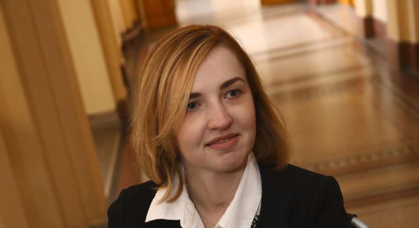 Nem mer gyermeket szülni Niki, a házomlásban lebénult balerina