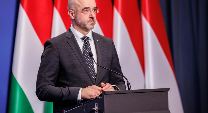 Kovács Zoltán: a világ változására nem problémaként kell tekinteni