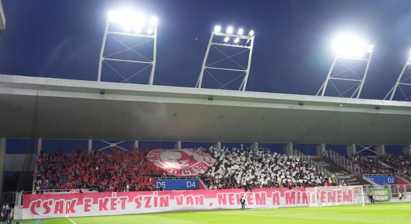„Nézhetetlen, felháborító!” – kiakadt a rasszista rigmusokon a korábbi focivezér