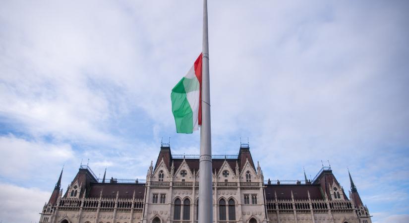 Ma nemzeti gyásznap van – itt vannak a tudnivalük